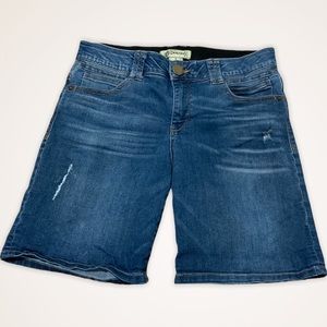 Democracy abtechnology blue lightly distressed stretch shorts size 8